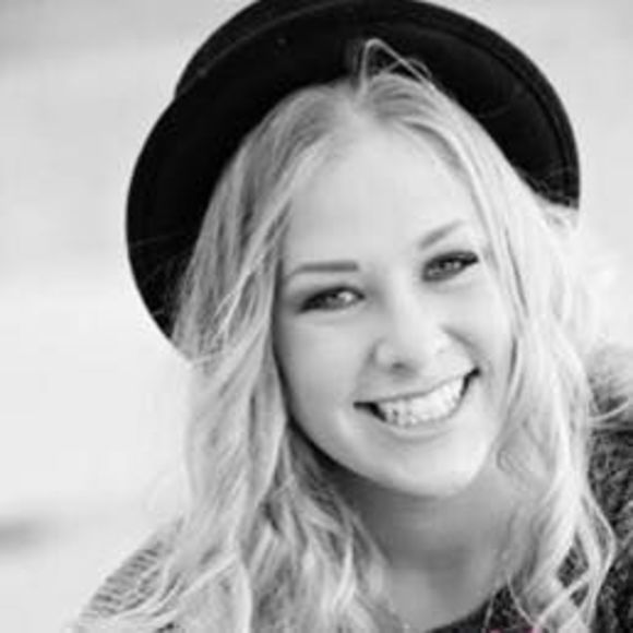 Meet your Posher, Enzie - Picture 1 of 1